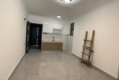 1 Bed Apartment with En Suite in Kilimani