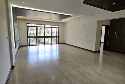 3 Bed Apartment with En Suite in Parklands