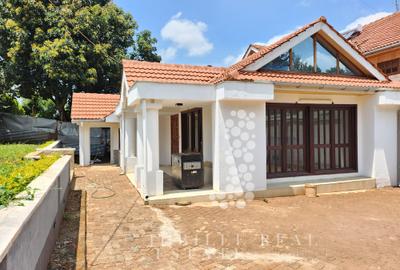 3 Bed House with En Suite in Kitisuru