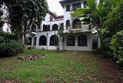 4 Bed Townhouse with En Suite at Riverside Drive