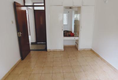 3 Bed Townhouse with En Suite in Kilimani
