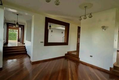 5 Bed House with En Suite at Old Runda - 4