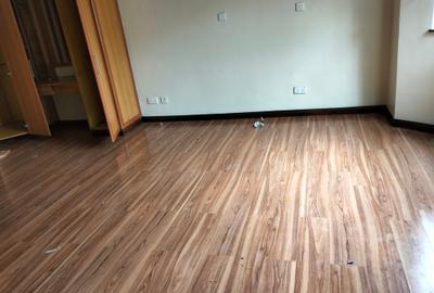 4 Bed Townhouse with En Suite in Westlands Area