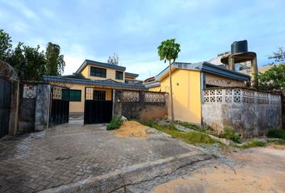 4 Bed House with Staff Quarters in Nyali Area