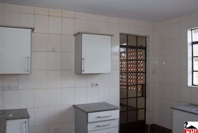 2 Bed Apartment with En Suite in Kilimani