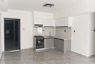 1 Bed Apartment with En Suite at Kindaruma Road - 3