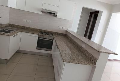 2 Bed Apartment with En Suite at Kileleshwa