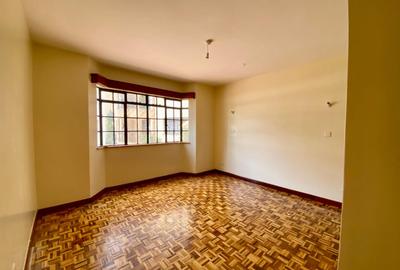 3 Bed Apartment with En Suite in Westlands Area - 2