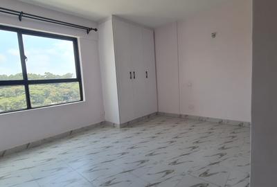 Studio Apartment with En Suite in Ngong Road - 4