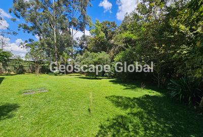 4 Bed House with En Suite in Ridgeways - 2