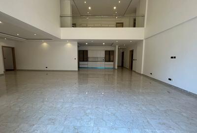 4 Bed Apartment with En Suite in Spring Valley - 2