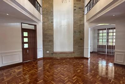 4 Bed Townhouse with En Suite in Karen - 3