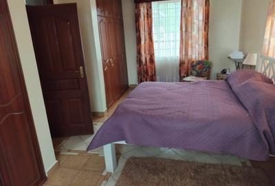 Furnished 1 Bed Apartment with En Suite in Gigiri
