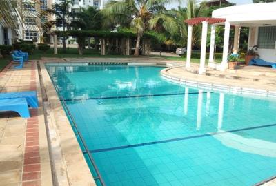 Furnished 3 Bed Apartment with En Suite at Ar909 - 2