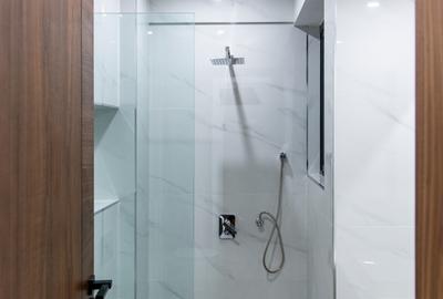 2 Bed Apartment with En Suite at Westland - 3