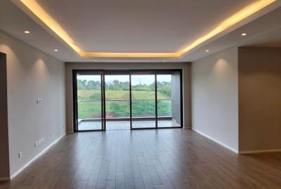 2 Bed Apartment with En Suite in Rosslyn
