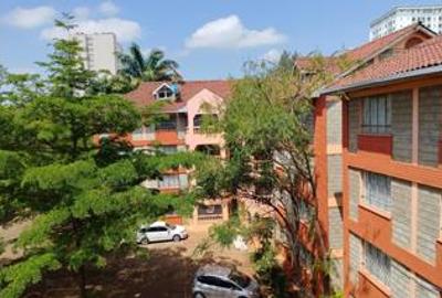 3 Bed Apartment with En Suite at Wood Avenue