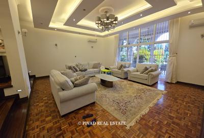 5 Bed House with Swimming Pool in Runda - 2