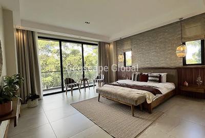 Furnished 3 Bed Apartment with En Suite in Spring Valley