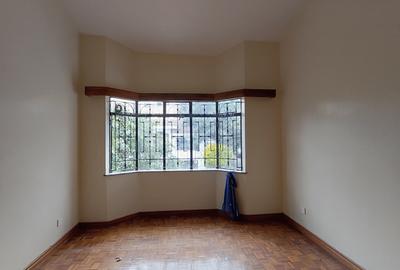 5 Bed Townhouse with En Suite in Riverside