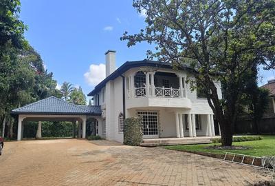 4 Bed House with En Suite at Runda