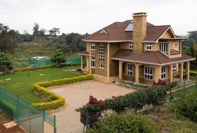 1,011 m² Land in Tatu City