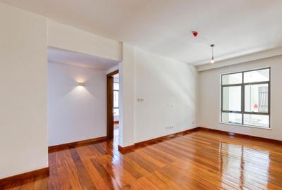 4 Bed Apartment with En Suite in Ruaka - 2