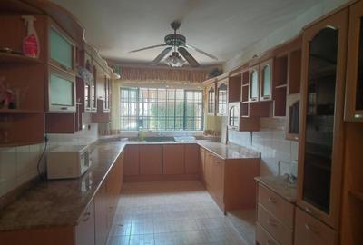 4 Bed Townhouse with En Suite at Near Kasuku Centre - 4