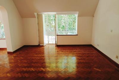 4 Bed House with En Suite at Old Muthaiga