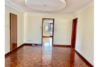 5 Bed Townhouse with En Suite at Grovelia Grove