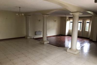 5 Bed Townhouse with Staff Quarters in Spring Valley - 3