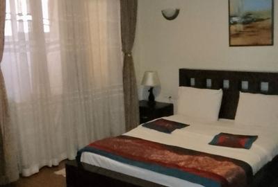 2 Bed Apartment with Swimming Pool at Brookside Drive - 4