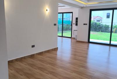 5 Bed House with En Suite at Kiambu - 4