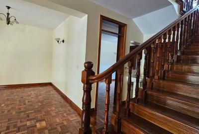 5 Bed Townhouse with En Suite in Kileleshwa - 3