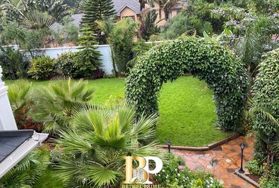 6 Bed Villa with En Suite in Runda - 2