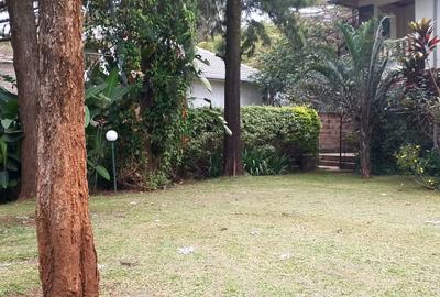 5 Bed Townhouse with En Suite in Lavington - 3