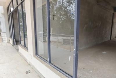 840 ft² Shop with Backup Generator in Karen - 3