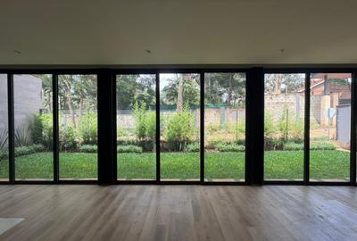 4 Bed Townhouse with En Suite in Runda - 3