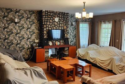 4 Bed House with En Suite in Karen