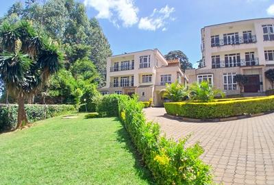 5 Bed Townhouse with En Suite at Lavington Green - 2