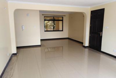 3 Bed Apartment with En Suite in Lavington