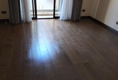 5 Bed Townhouse with En Suite in Lavington - 2