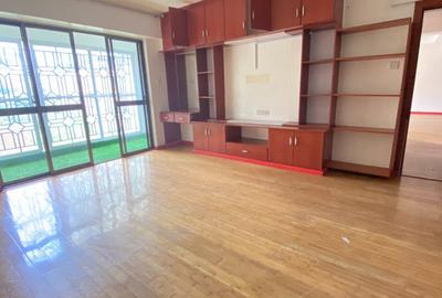 Serviced 4 Bed Apartment with En Suite in Lavington