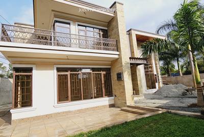 4 Bed Townhouse with En Suite at Kiambu Road