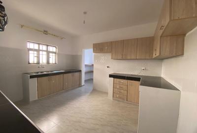 3 Bed House with En Suite in Kitengela