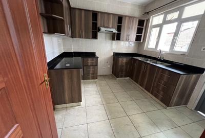 2 Bed Apartment with En Suite in Kileleshwa - 4
