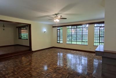 5 Bed House with En Suite in Nyari - 4