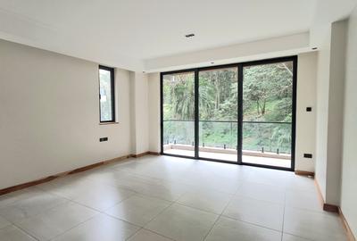 4 Bed Apartment with En Suite in Spring Valley - 3
