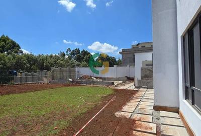 6 Bed House with En Suite in Loresho