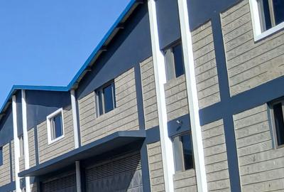 5,500 ft² Warehouse with Parking in Syokimau